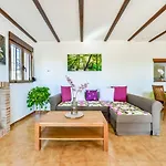Villa Guzman - Ismael Calpe