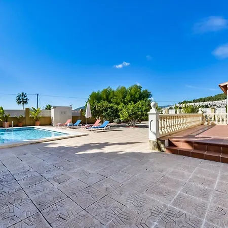 Guzman Ismael Villa *