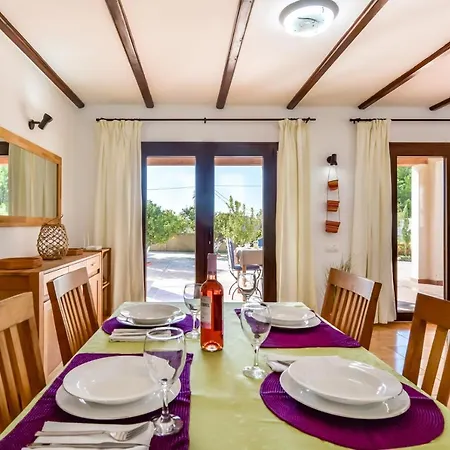 Villa Guzman Ismael Calpe